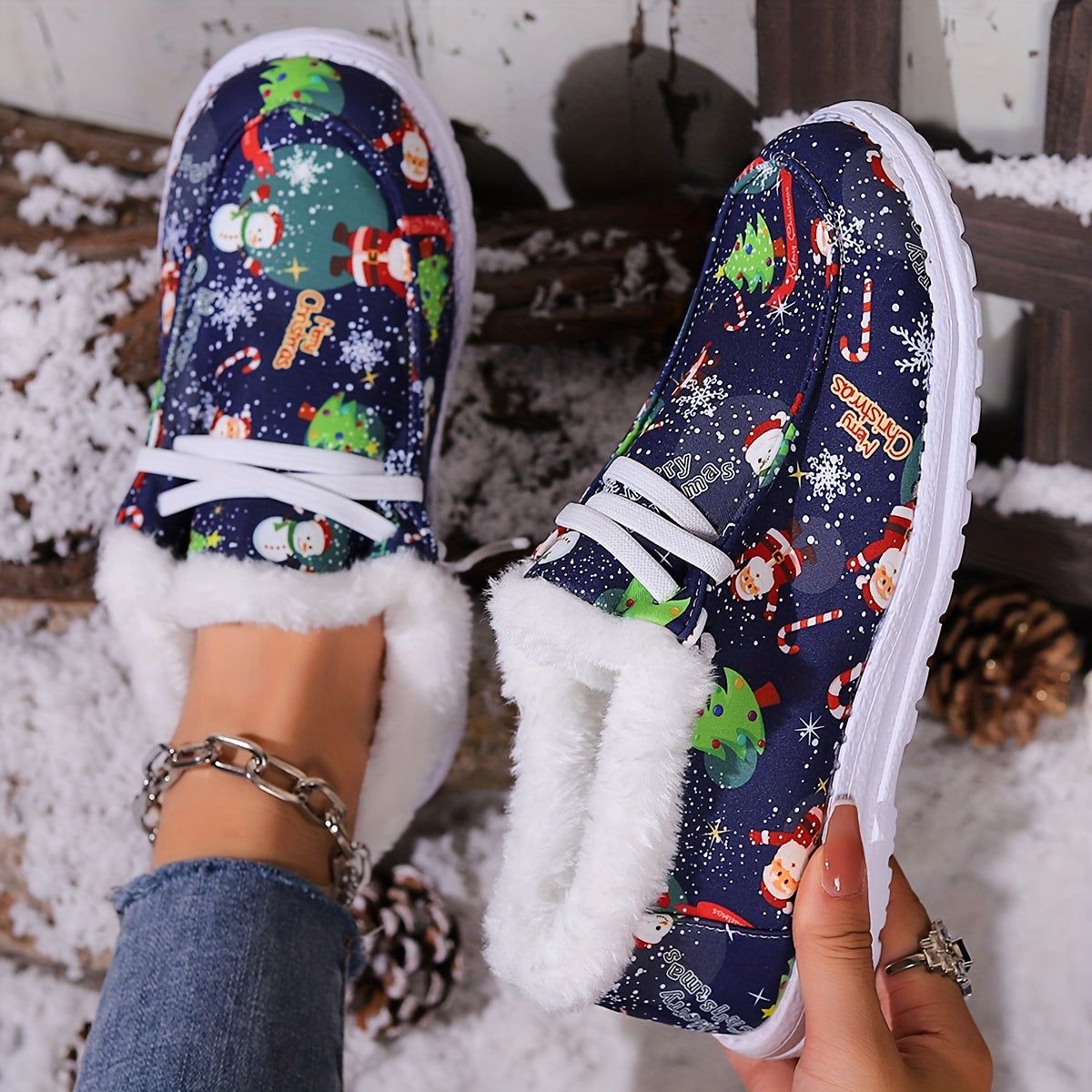 Women's Winter Christmas Snow Boots with Snowflakes Snowmen Santa Claus Pattern