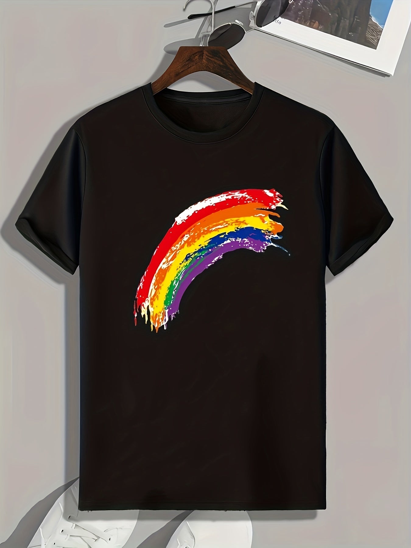 Rainbow Pattern Print Men's Comfy Sports T-shirt Graphic Tee