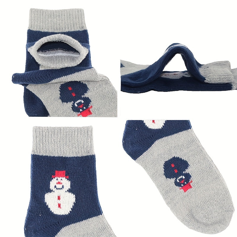 4 Pairs Cartoon Christmas Print Comfy Crew Socks Women's Stockings