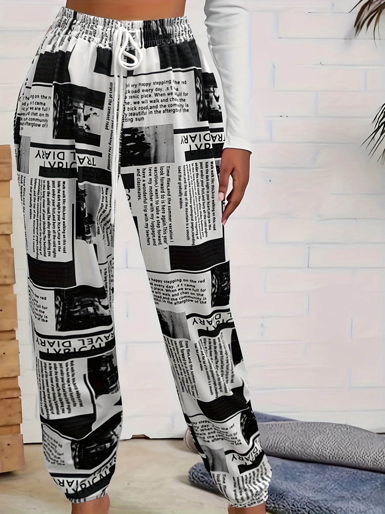 Women's Plus Pop Art Print Jogger Trousers