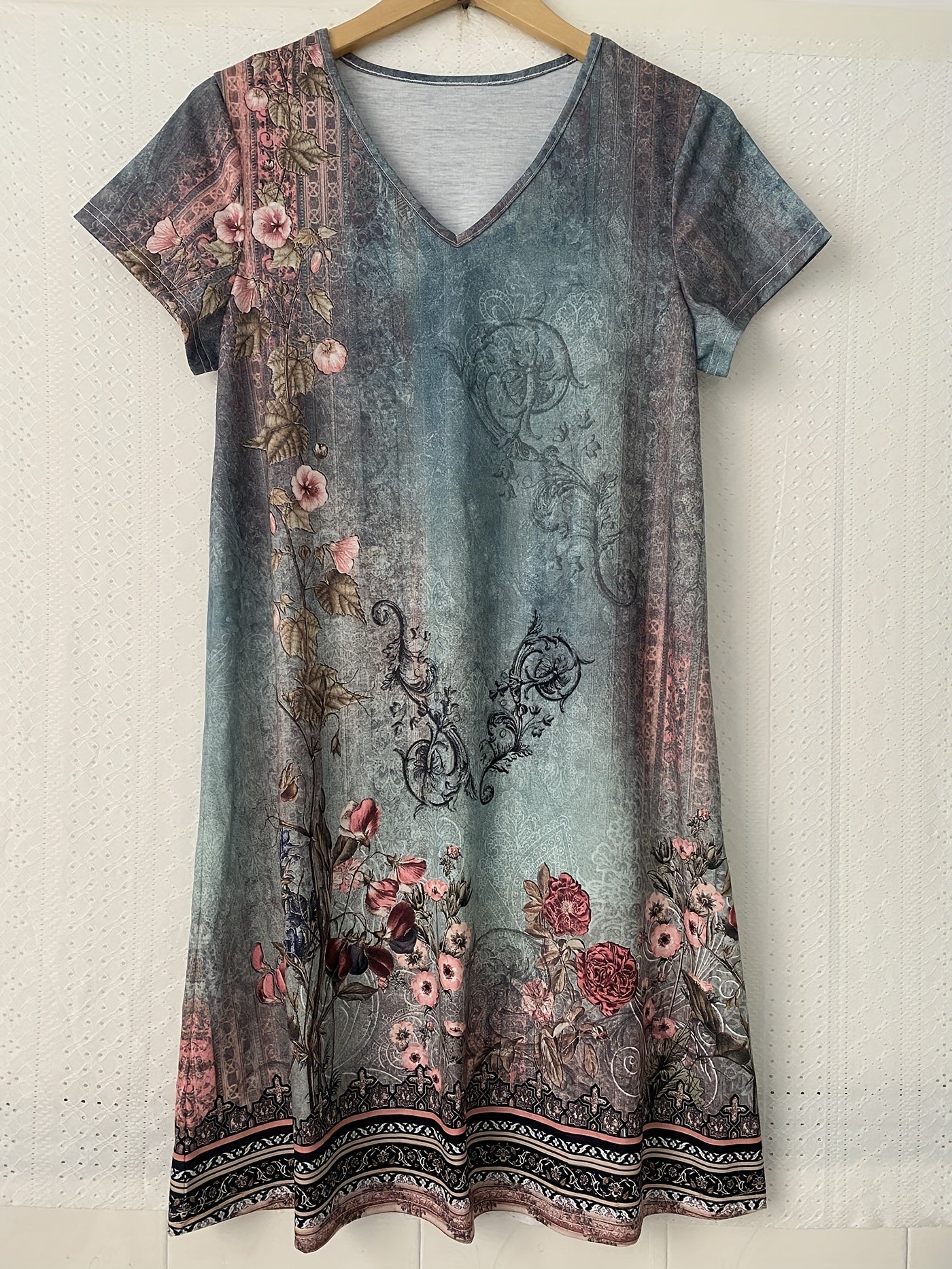 Short Sleeve V Neck Dress Casual Dress For Summer & Spring