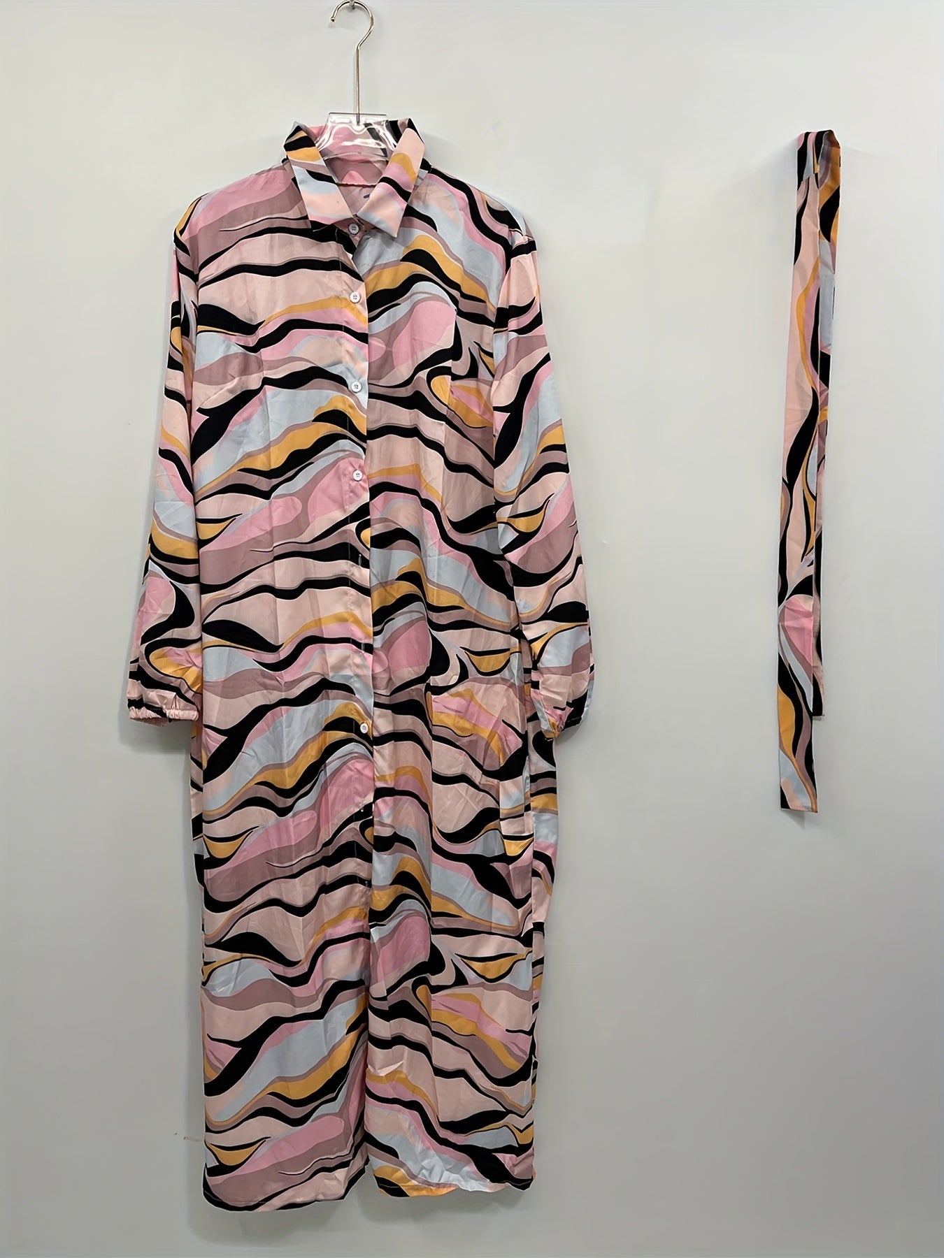 Plus Size Abstract Stripe Lantern Sleeve Maxi Shirt Dress