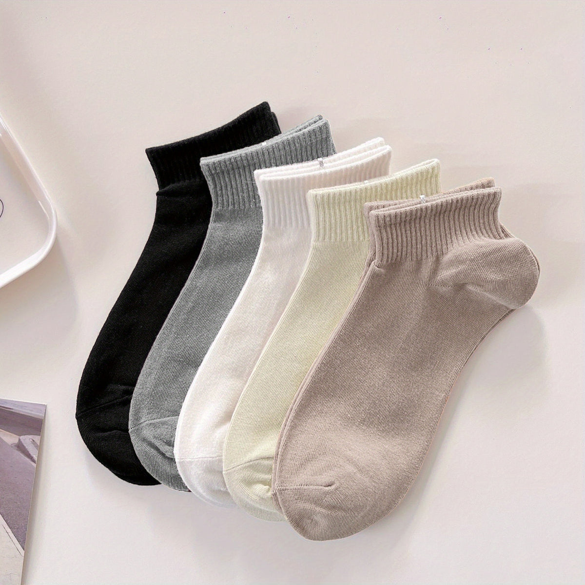 10 Pairs Women's Low Cut Ankle Socks Soft & Lightweight Solid Stockings