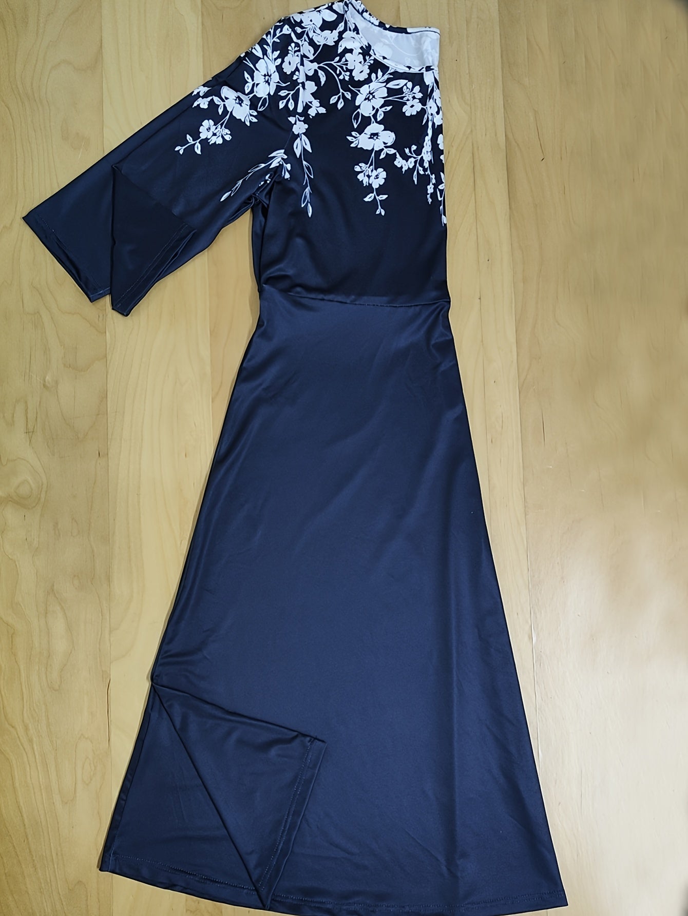  Floral Print Half Sleeve Casual Dress