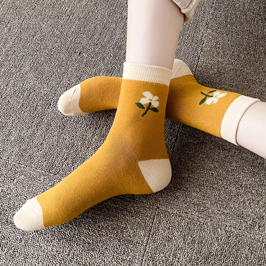 Sweet Floral Print Colorblock Mid Tube Socks Women's Stockings