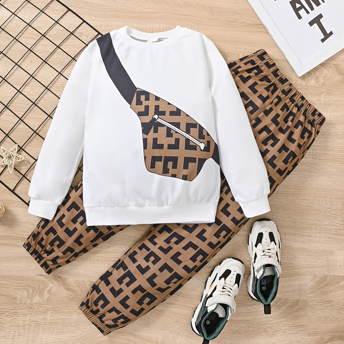 2pcs Boys Bag Print Sweatshirt & Pant Set
