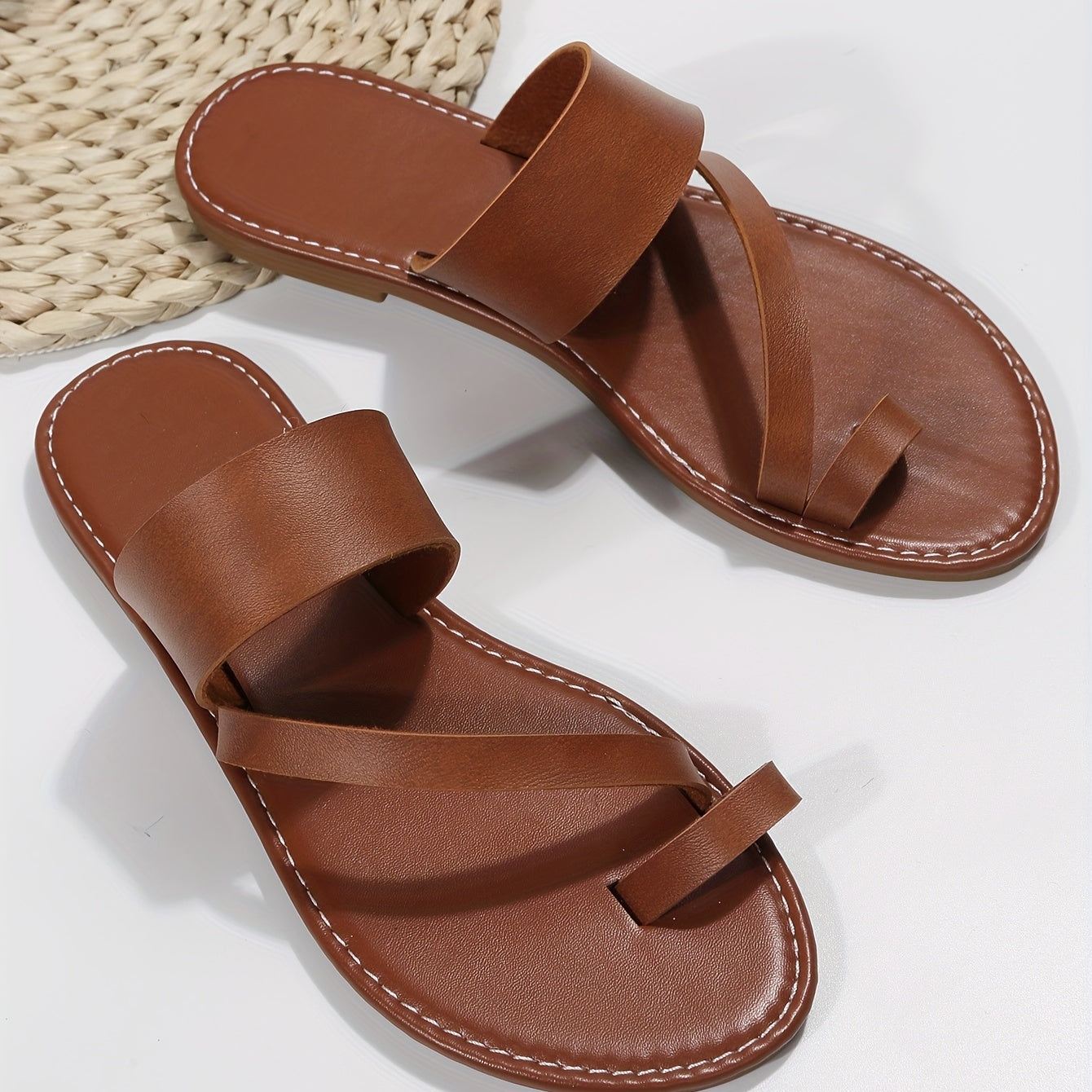 Women's Loop Toe Slide Sandals Lightweight Open Toe Slip On Shoes Solid