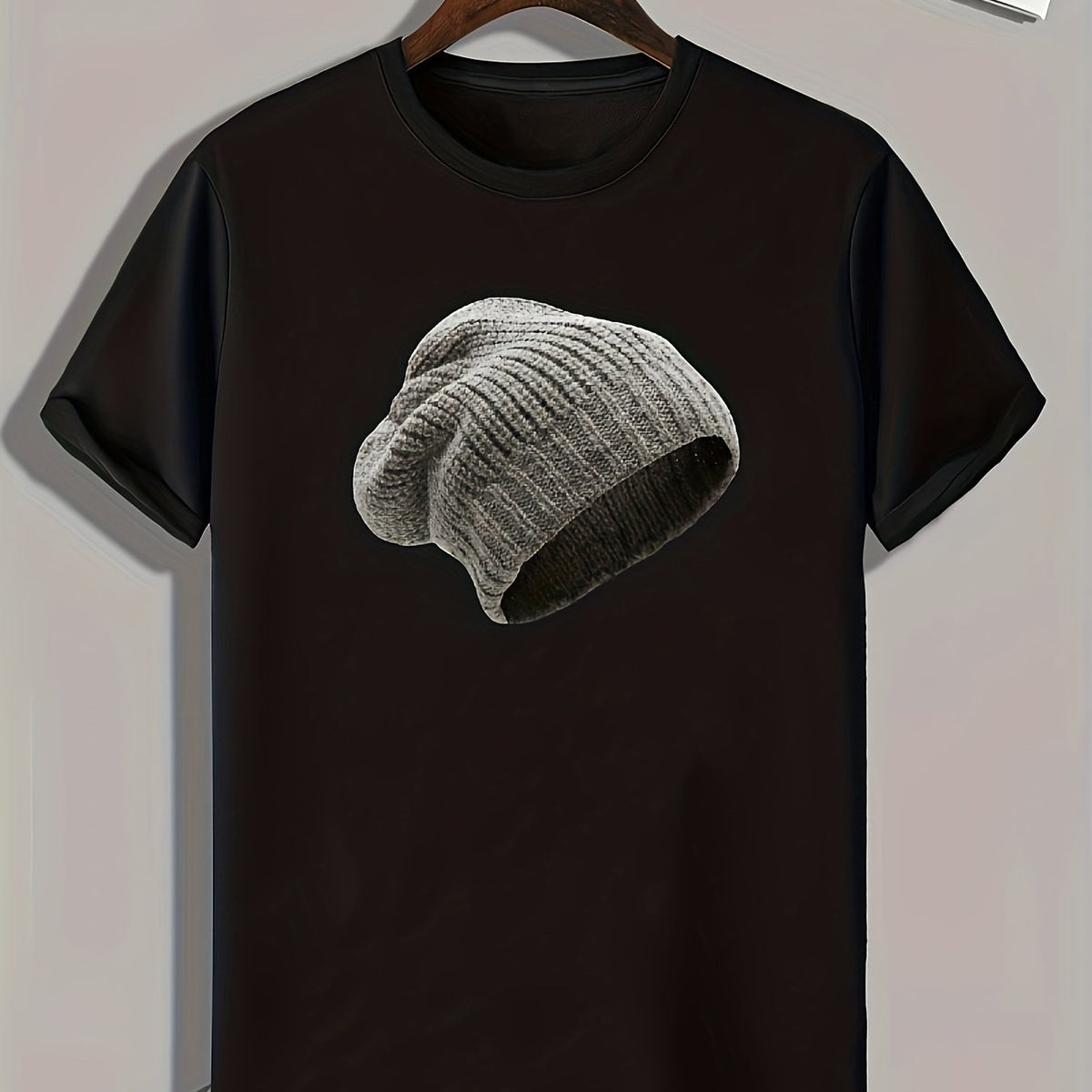 Men's Beanie Pattern Print Comfy Sports T-shirt for Fitness Activities
