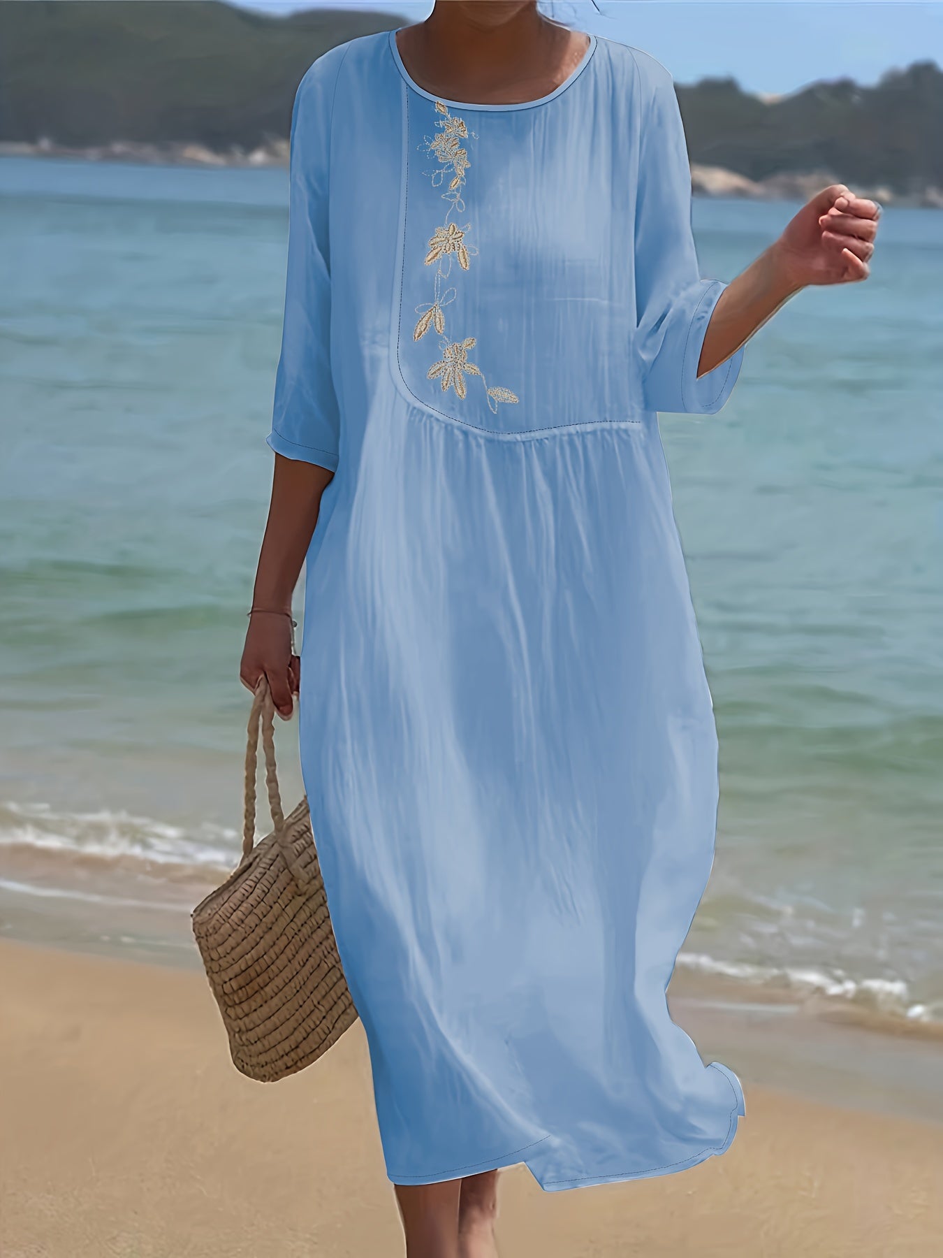  Women's Floral Embroidered Maxi Dress