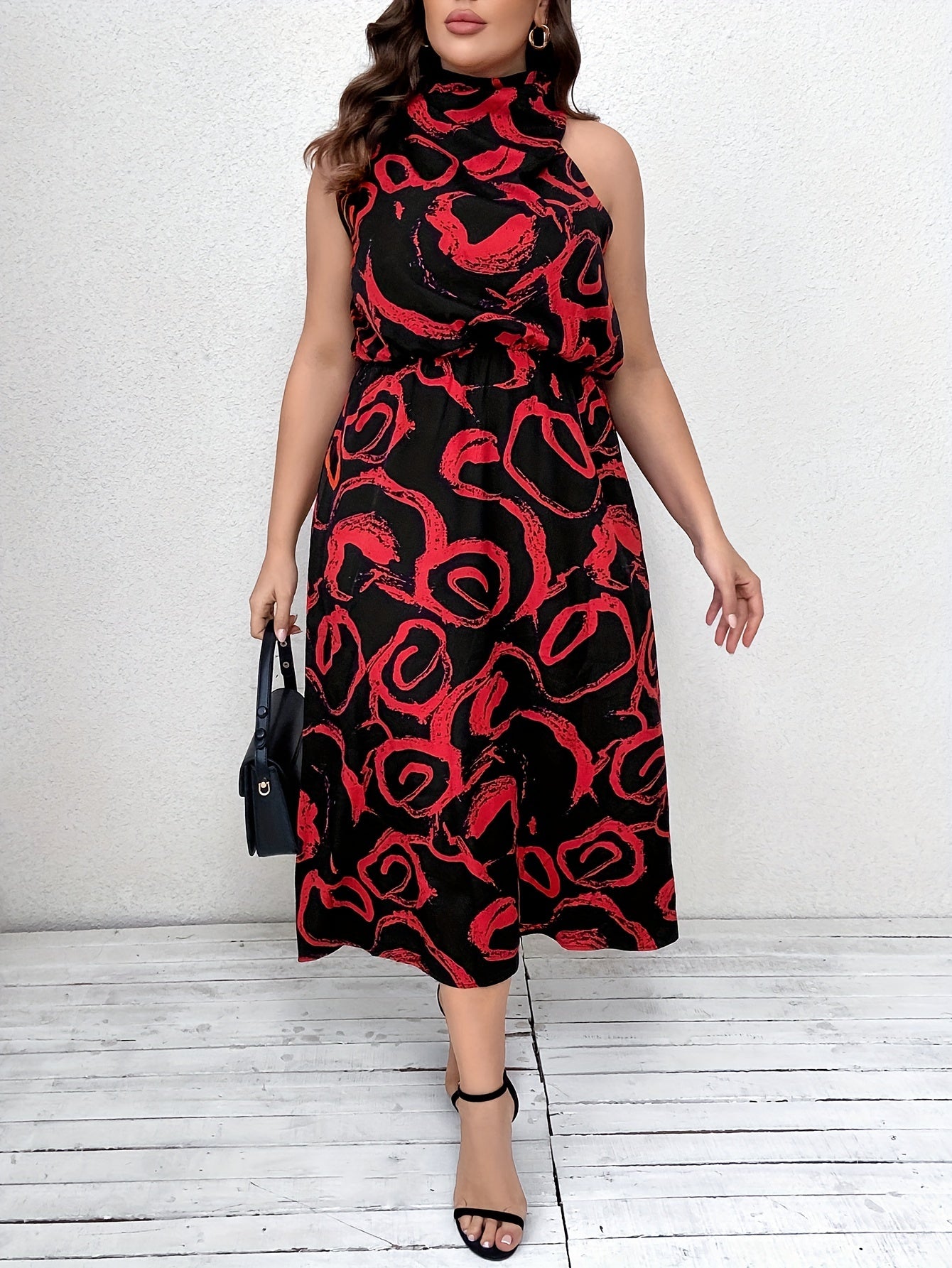  Abstract Brush Print Halter Neck Maxi Dress