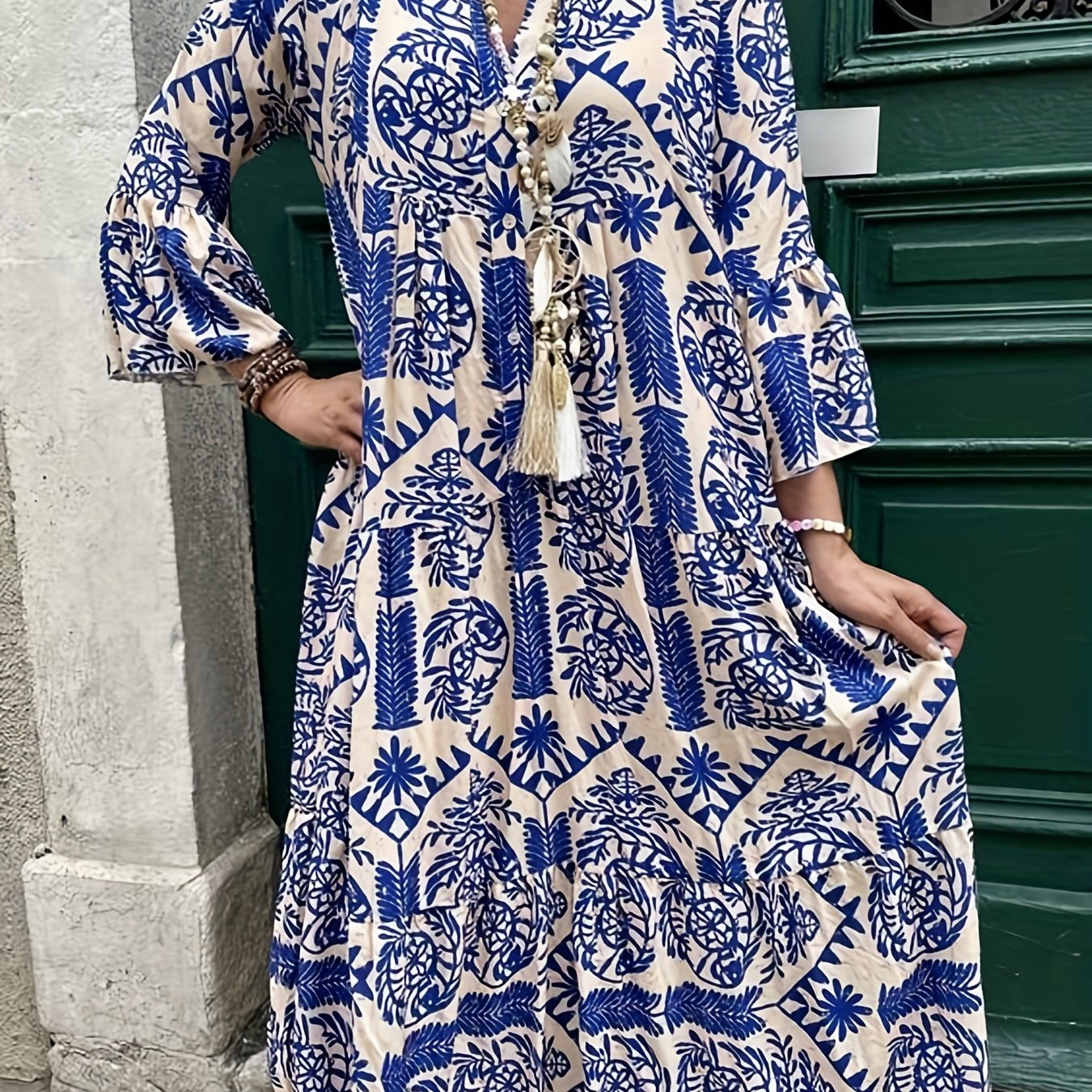  Geometric Print Bell Sleeve Maxi Dress