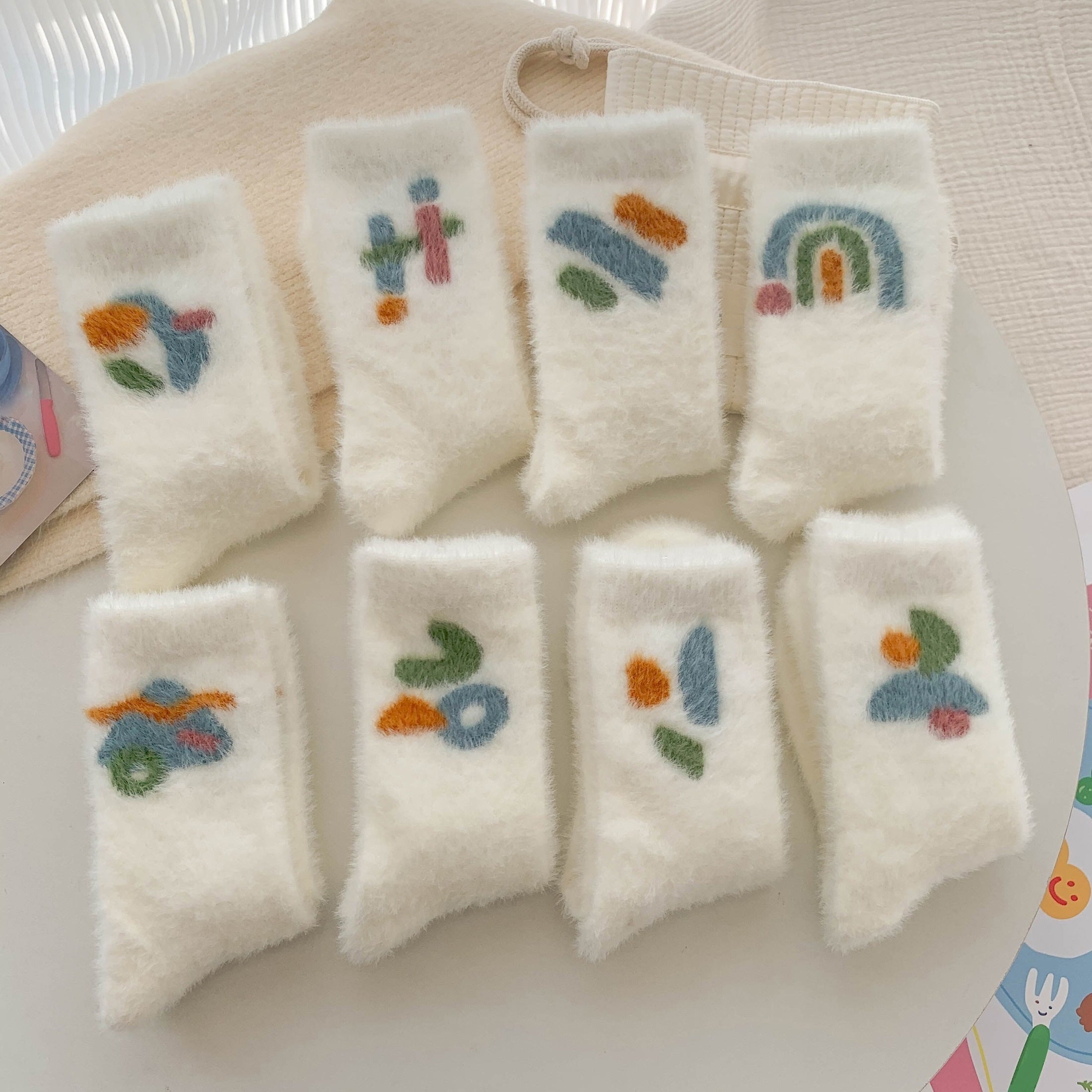8 Pairs Cartoon Graffiti Socks Comfy & Fuzzy Women's Stockings