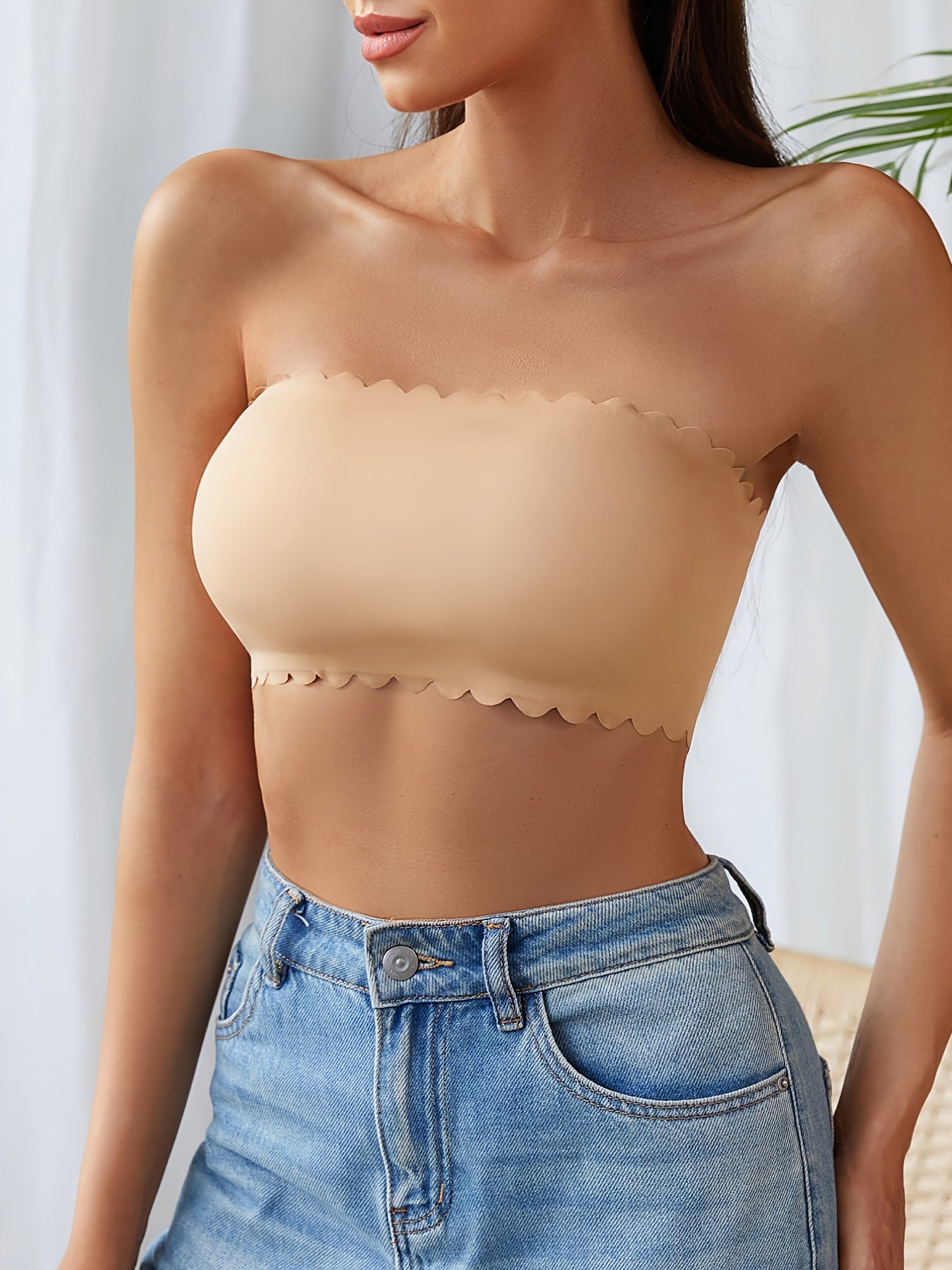 Scallop Trim Bandeau Bra Seamless Comfortable Strapless Stretch Bra
