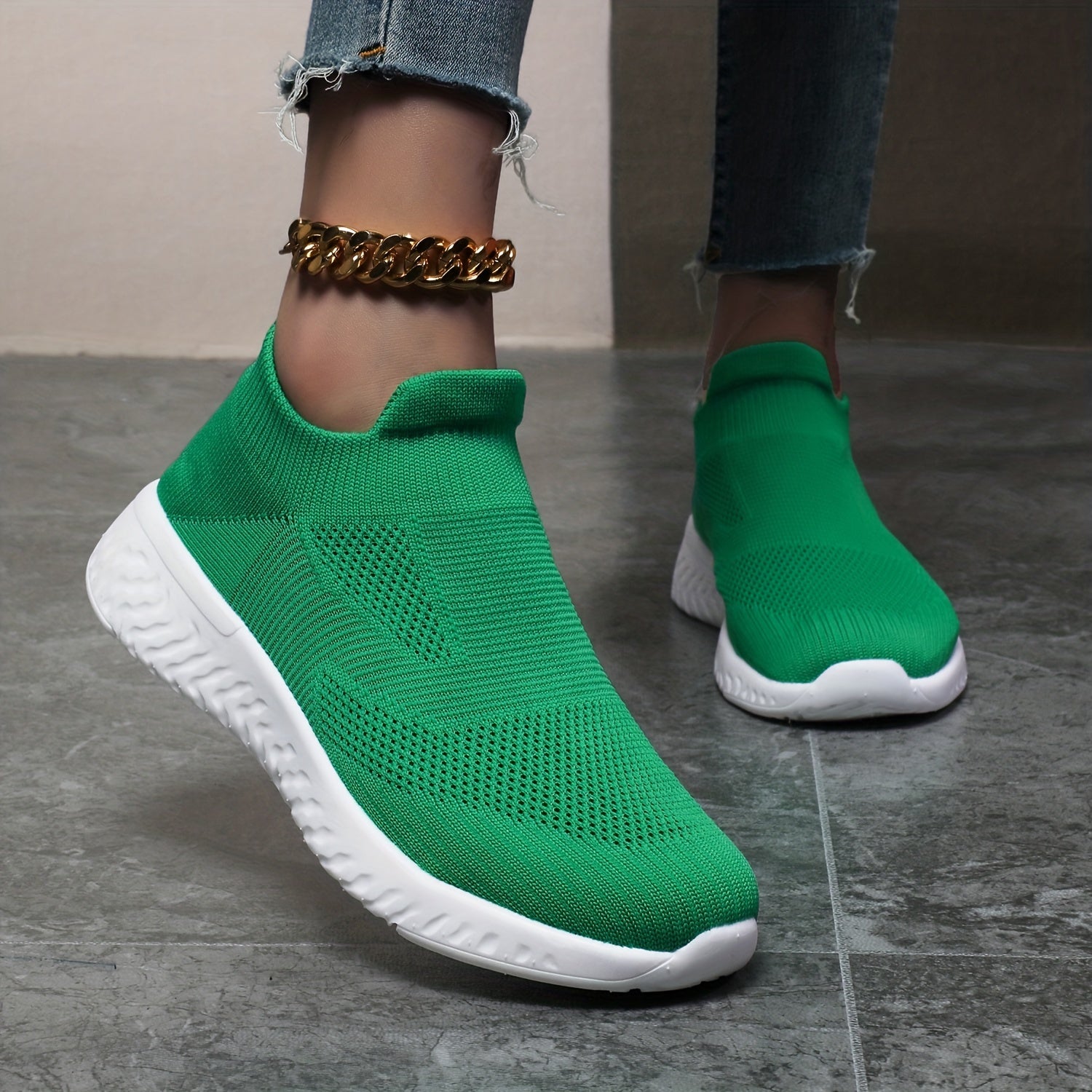 Women's Solid Sneakers Comfortable Running Shoes Lightweight Mesh Sports Shoes