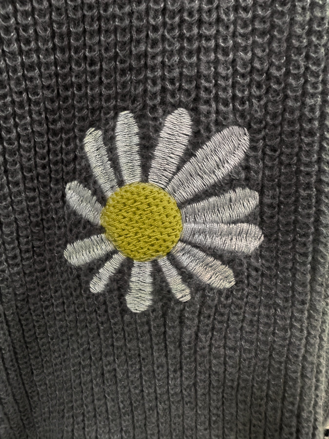  Floral Embroidery Casual Sweater