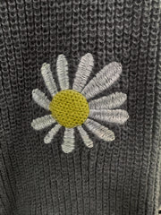  Floral Embroidery Casual Sweater