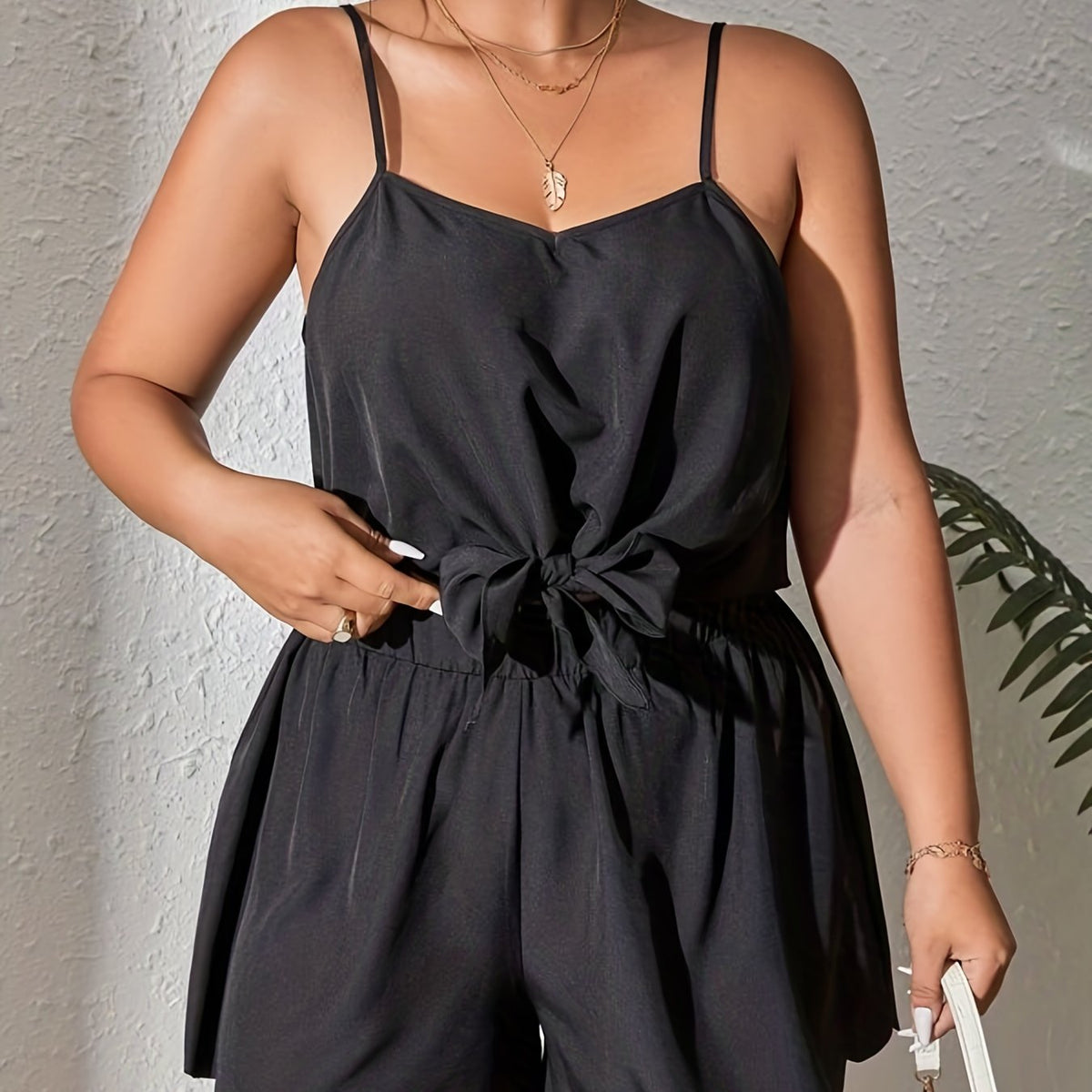  Two Piece Set: Solid Cami Top & Scallop Trim Shorts