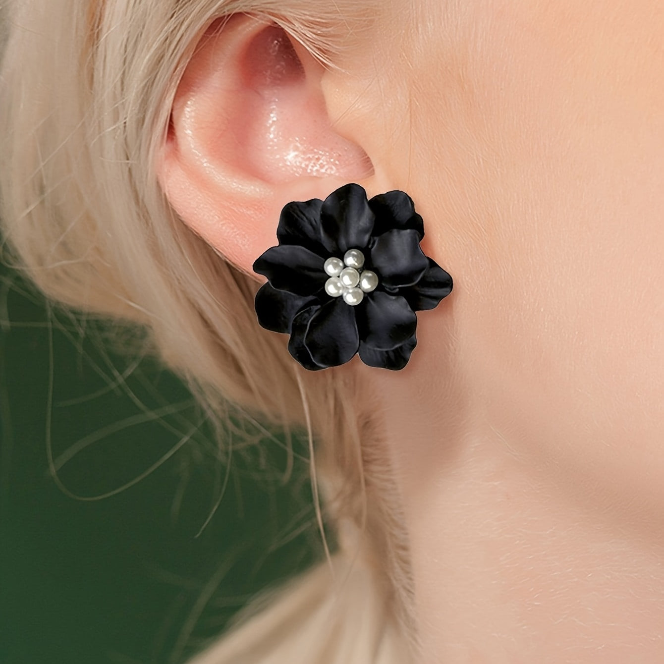 Camellia Flower Stud Earrings Women's Jewelry 1Pair