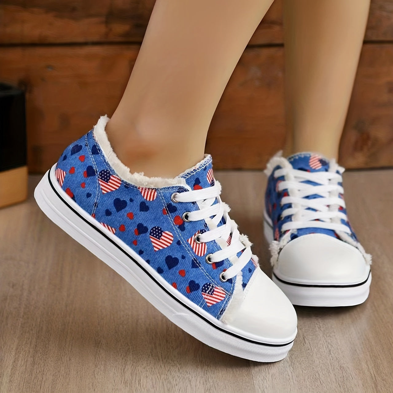 Colorful Heart Print Lace-Up Canvas Shoes