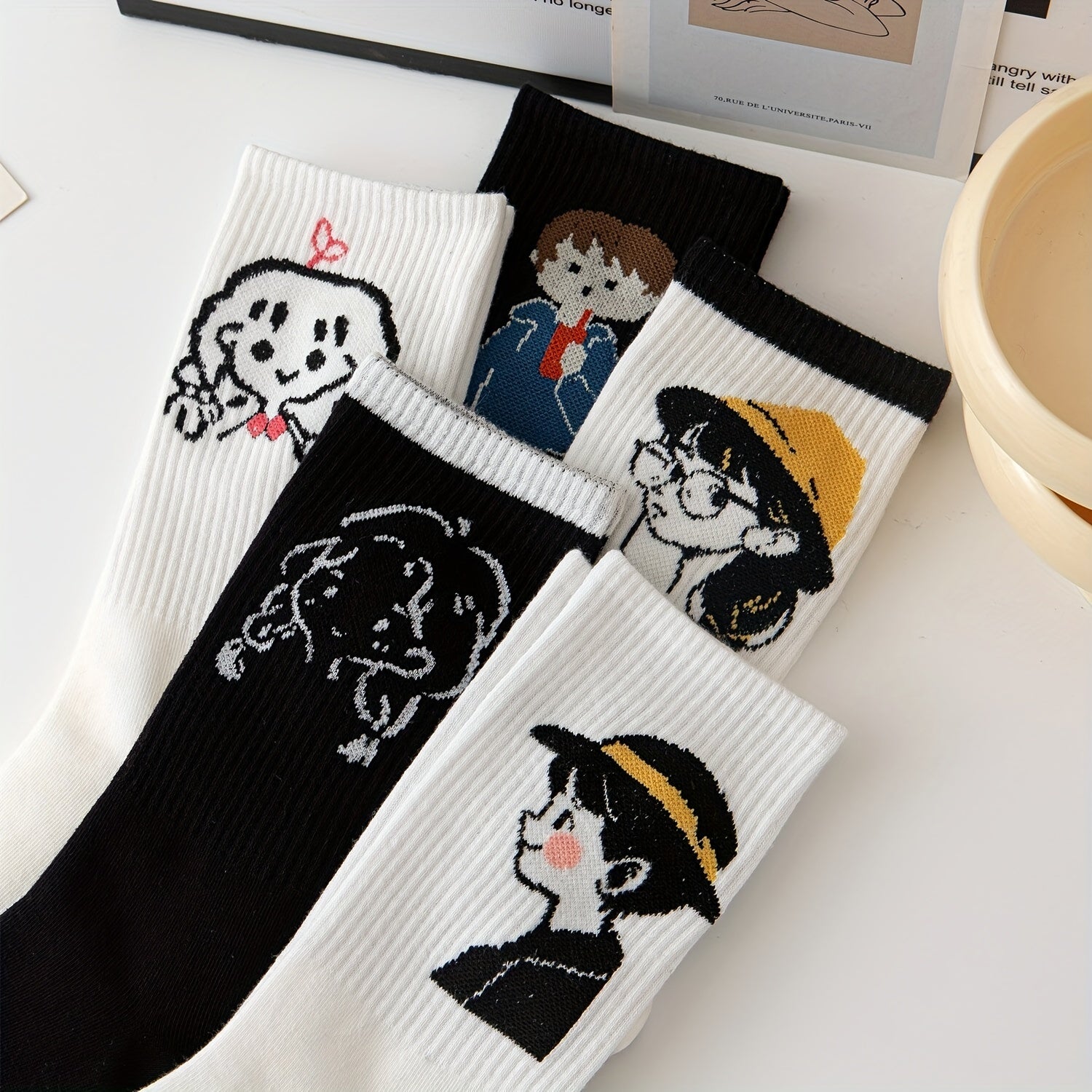 5 Pairs Cartoon Print Socks Comfy & Mid Tube Women's Stockings