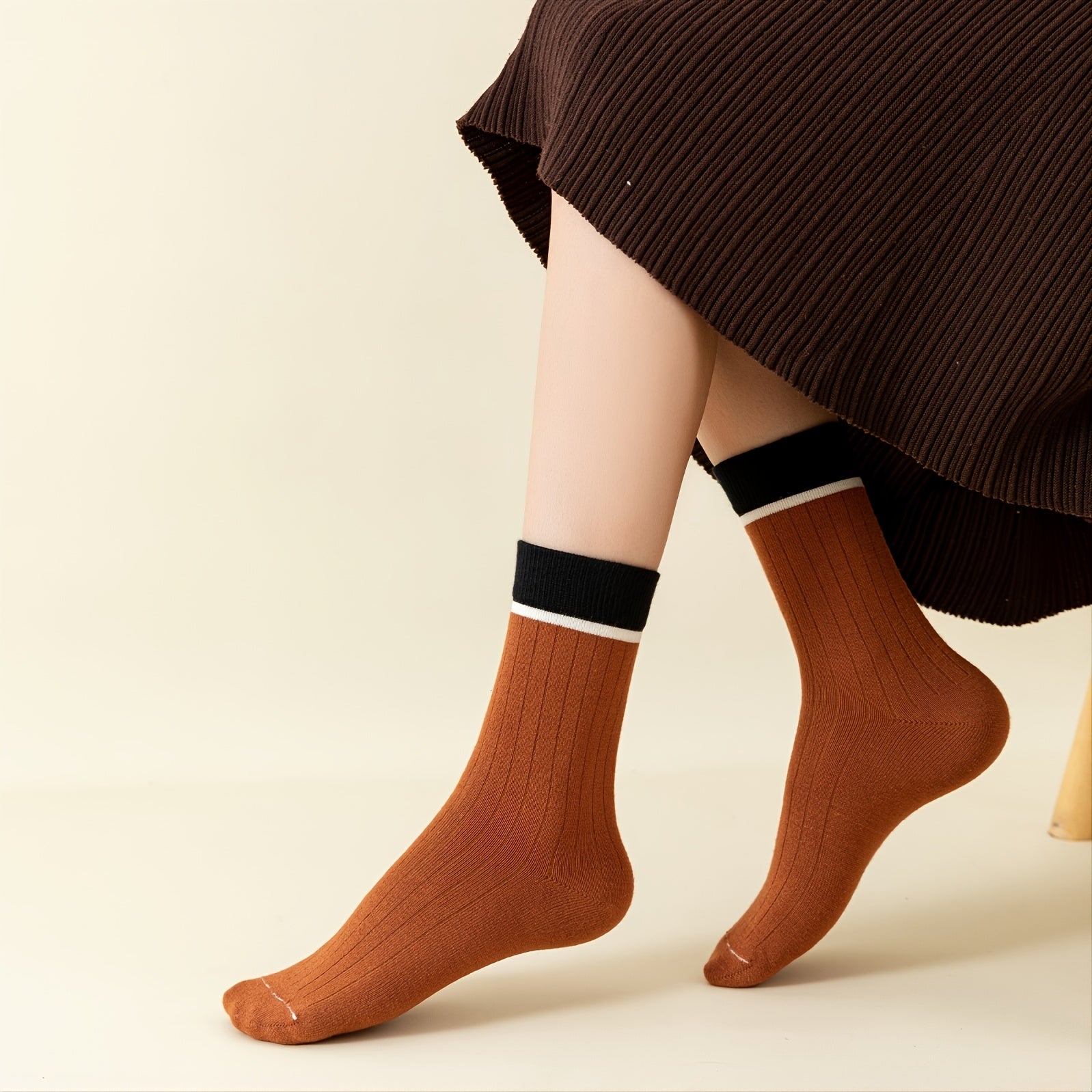 5 Pairs Women's Retro Colorblock Mid Tube Socks