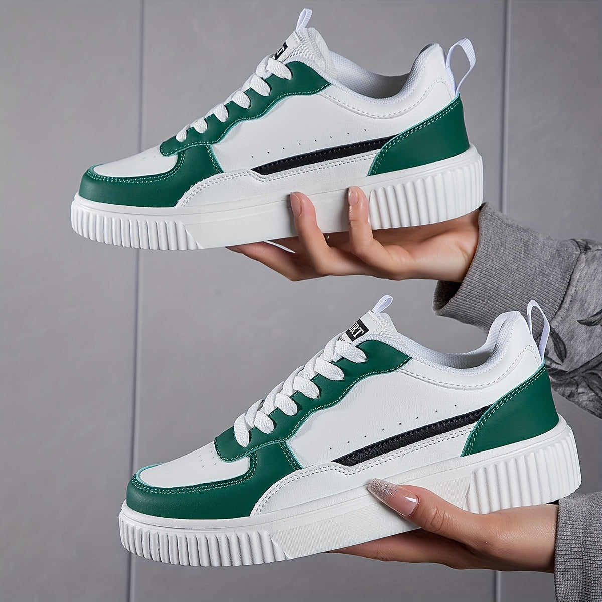 Chunky Sole Non Slip Skate Shoes Outdoor Walking Shoes