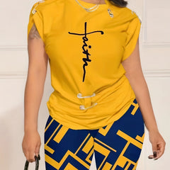Women's Plus Cross Print Top & Geometric Print Shorts Outfit