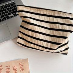 Striped Pattern Cosmetic Pouch Zipper Bag Travel Cosmetic Bag