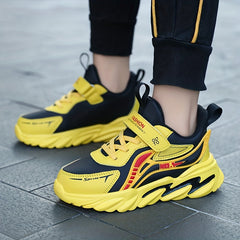 Boys Casual Low Top Sneakers Breathable Lightweight Anti Slip Shoes