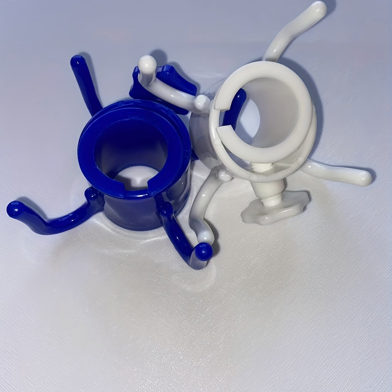 4 Prongs Beach Umbrella Hanging Hook Plastic Umbrella Hook for Towels