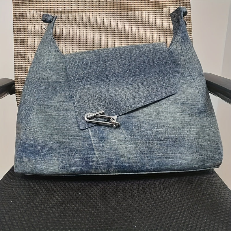 Fashionable Leather Tote Bag with Buckle Closure