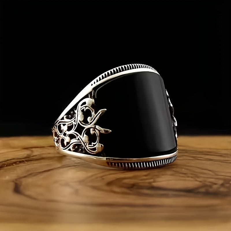 Vintage Men's Totem Ring with Oil Drop Carving