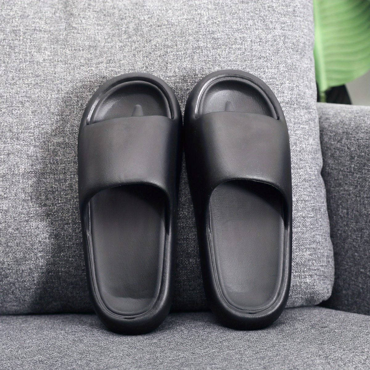 Men's Casual Slip On Platform Slides Unisex Open Toe Anti skid Slippers