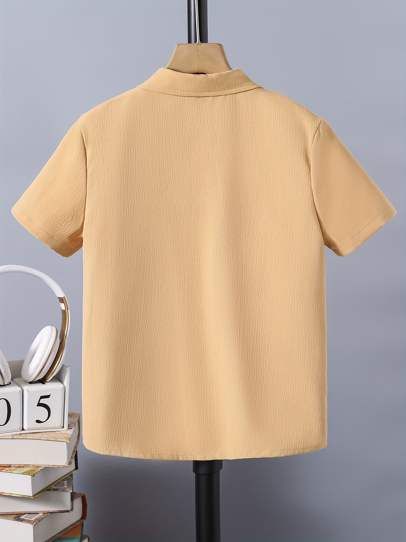 Stylish Letter Graphic Print Boys Casual Short Sleeve Shirt