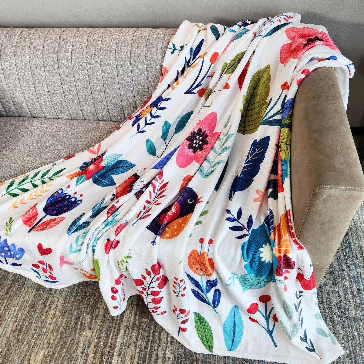 1pc Soft Flannel Casual Blanket for Home Outdoor Travel Camping Office Sofa Nap