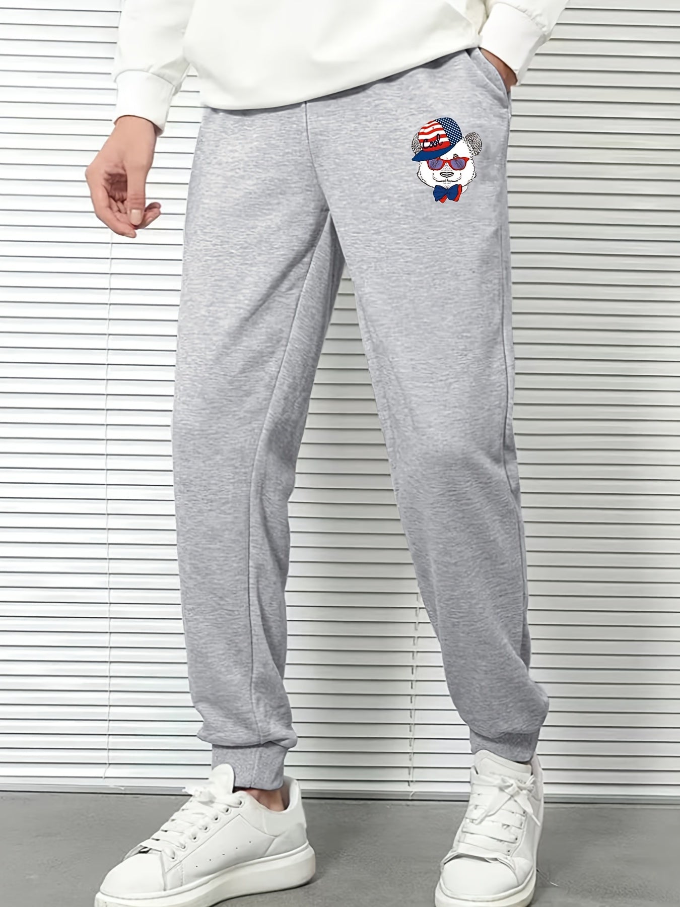 Men's Cartoon Bear Print Loose Sweatpants