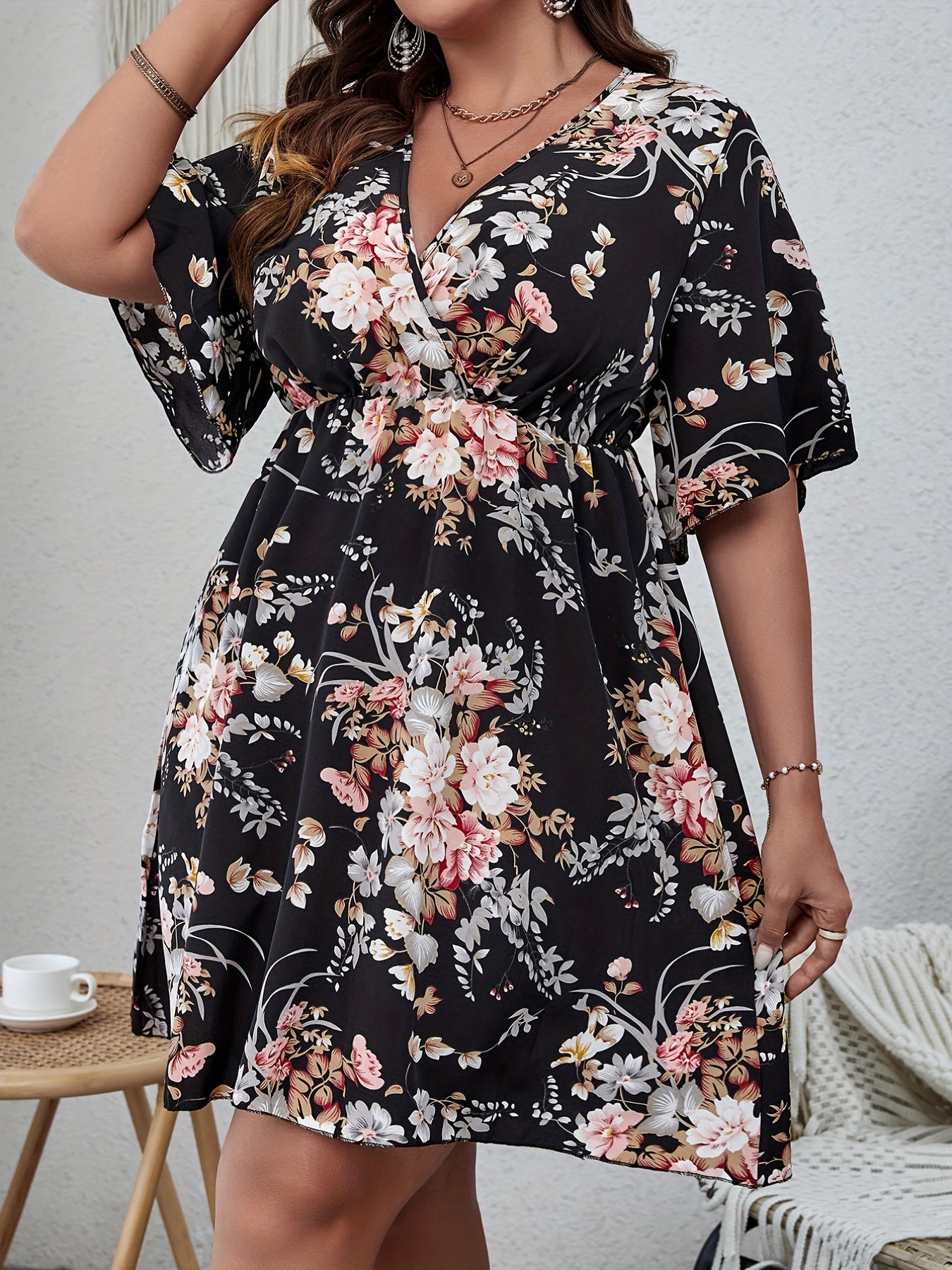  Floral Print Flutter Sleeve Mini Dress