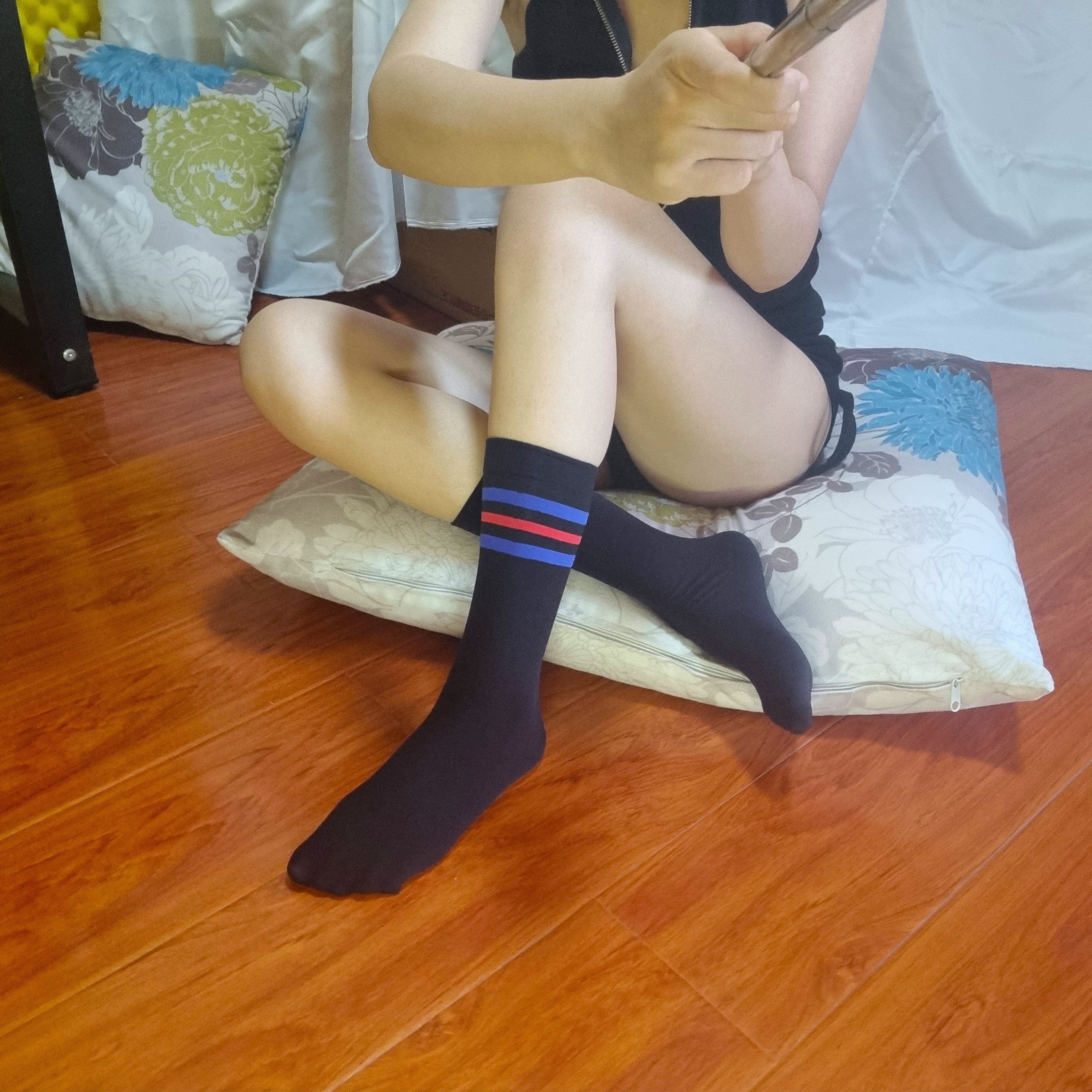 4 Pairs Striped Crew Socks Comfy & Breathable Women's Stockings