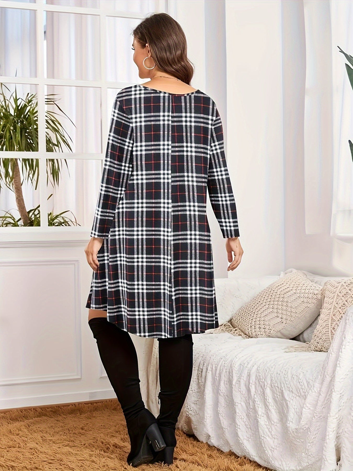  Plaid Print Long Sleeve Dress