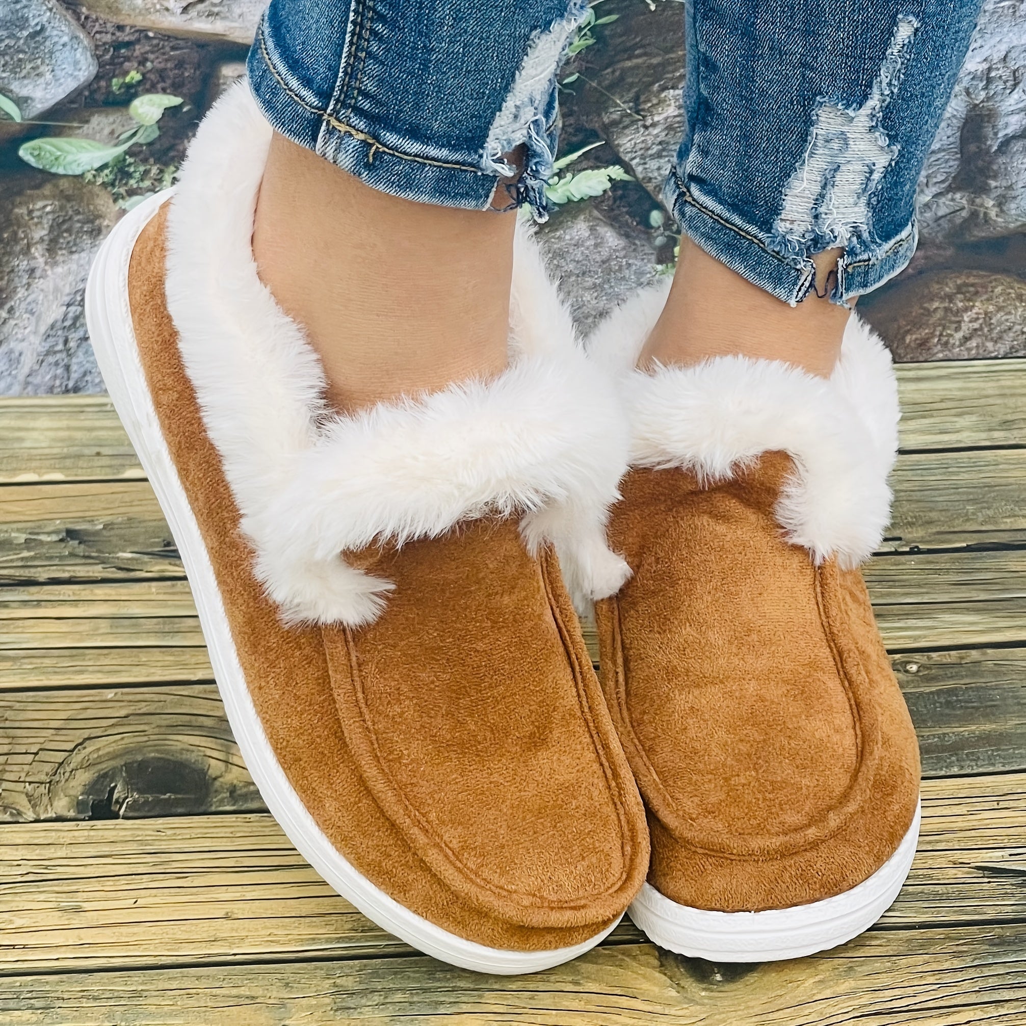 Women's Snow Boots Flat Plush Lined Winter Shoes