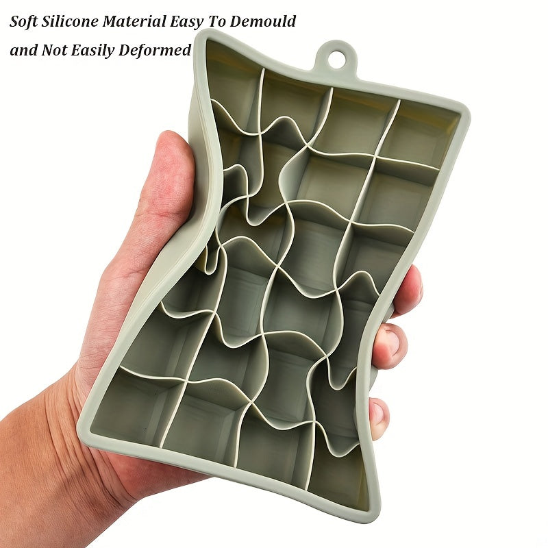 Silicone Ice Cube Tray for Cocktails and Beverages