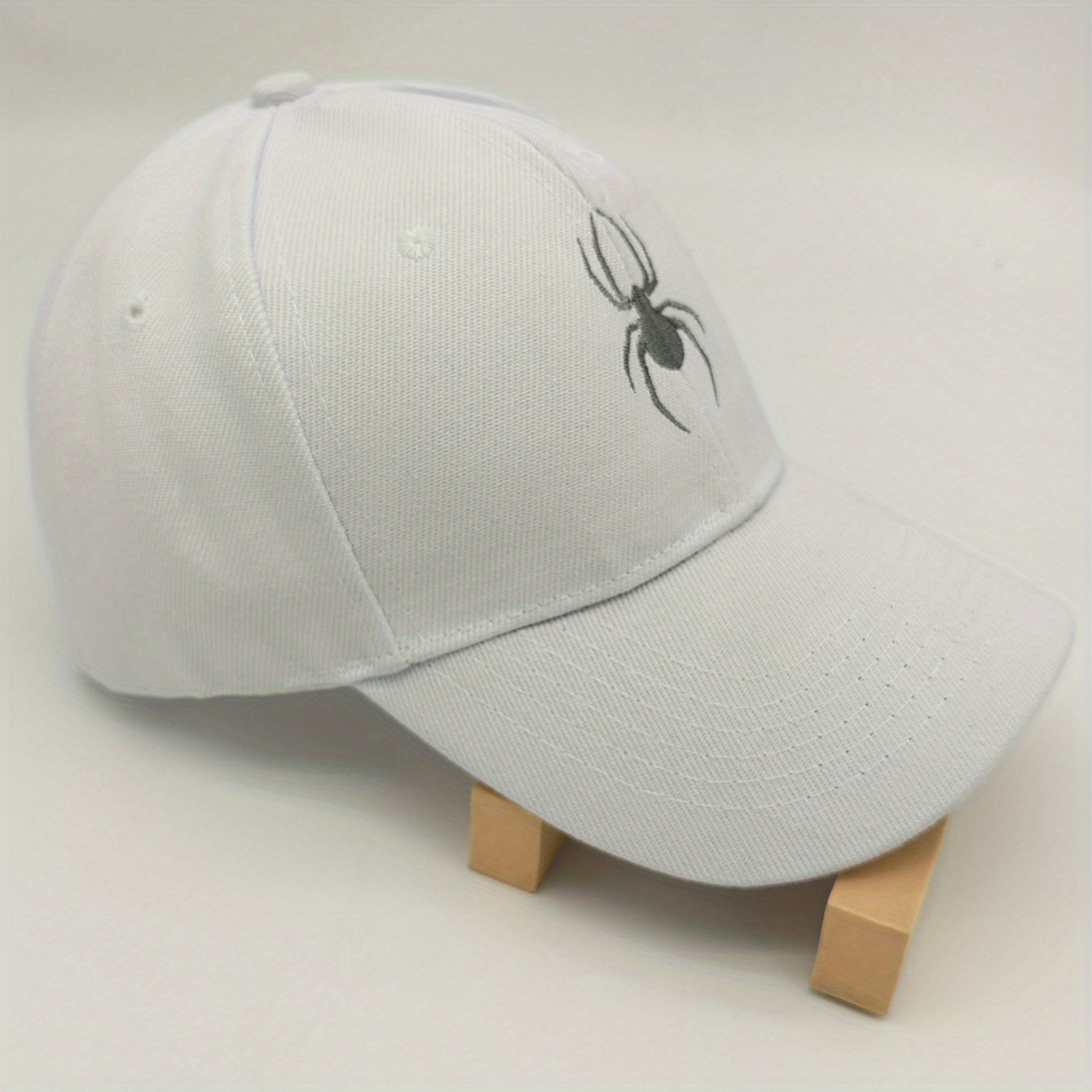 Spider Embroidery Baseball Cap Lightweight Sun Hat Unisex Adjustable Dad Hats