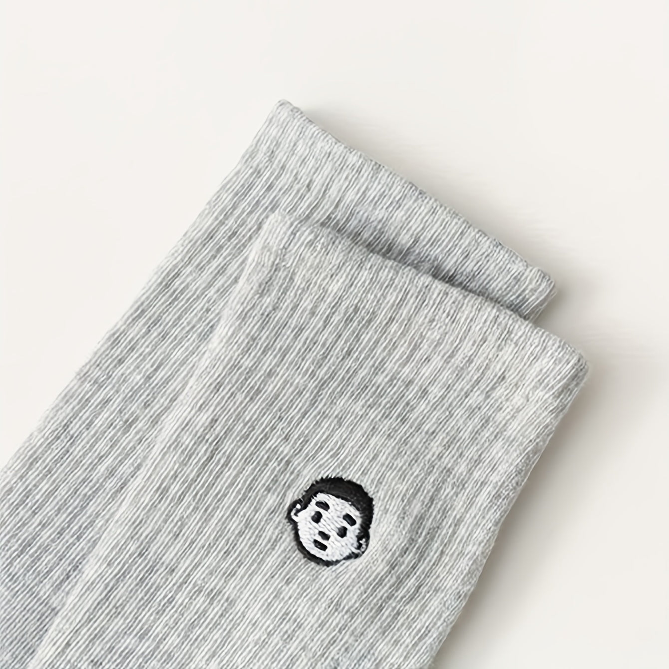 Cute Cartoon Embroidery & Comfy College Style Women's Socks