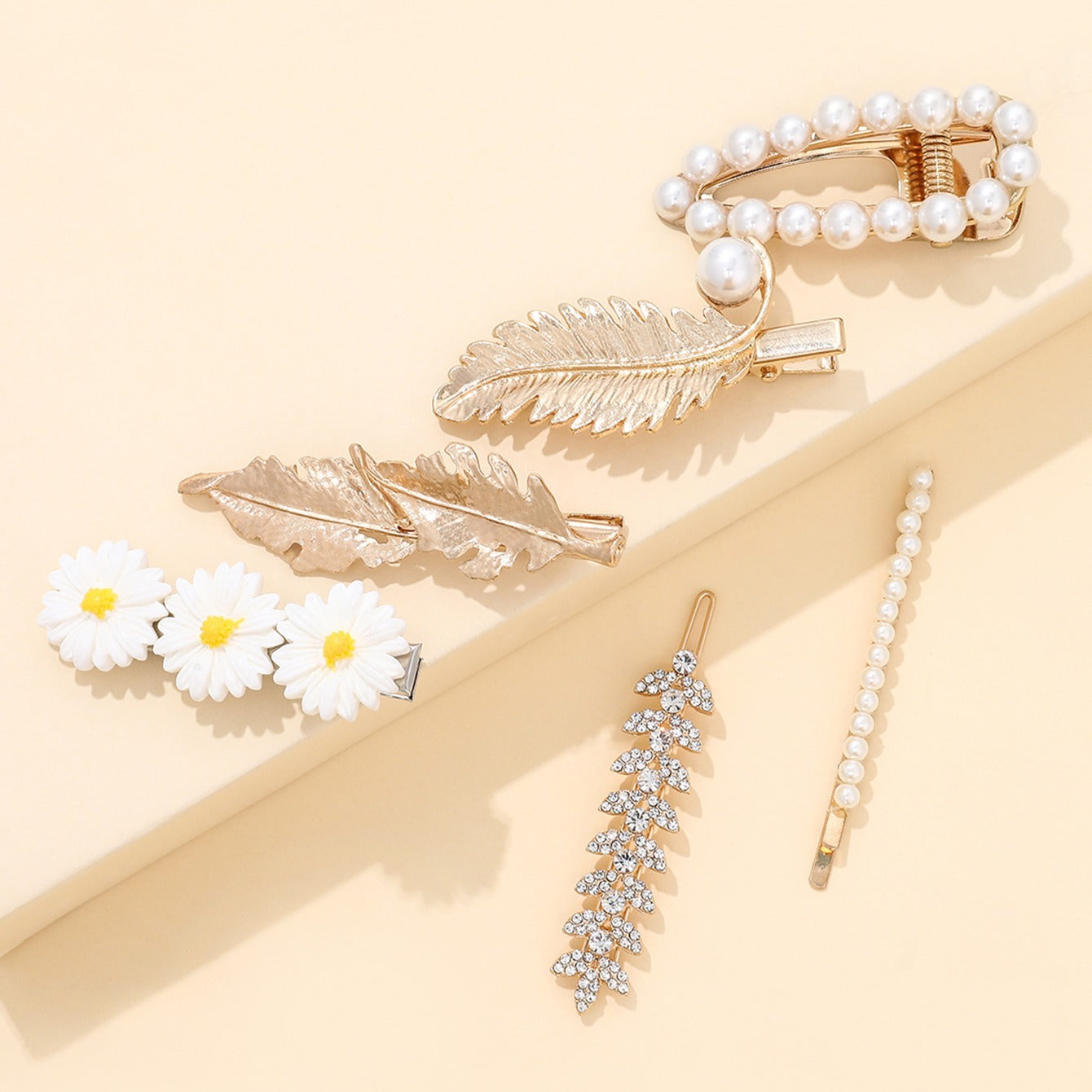 Daisy Flowers Faux Pearl Hair Clip Pin Rhinestone Metal Hair Accessories