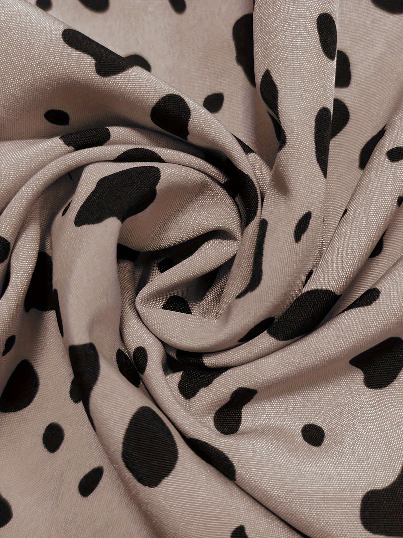  Dalmatian Print Lantern Sleeve Blouse