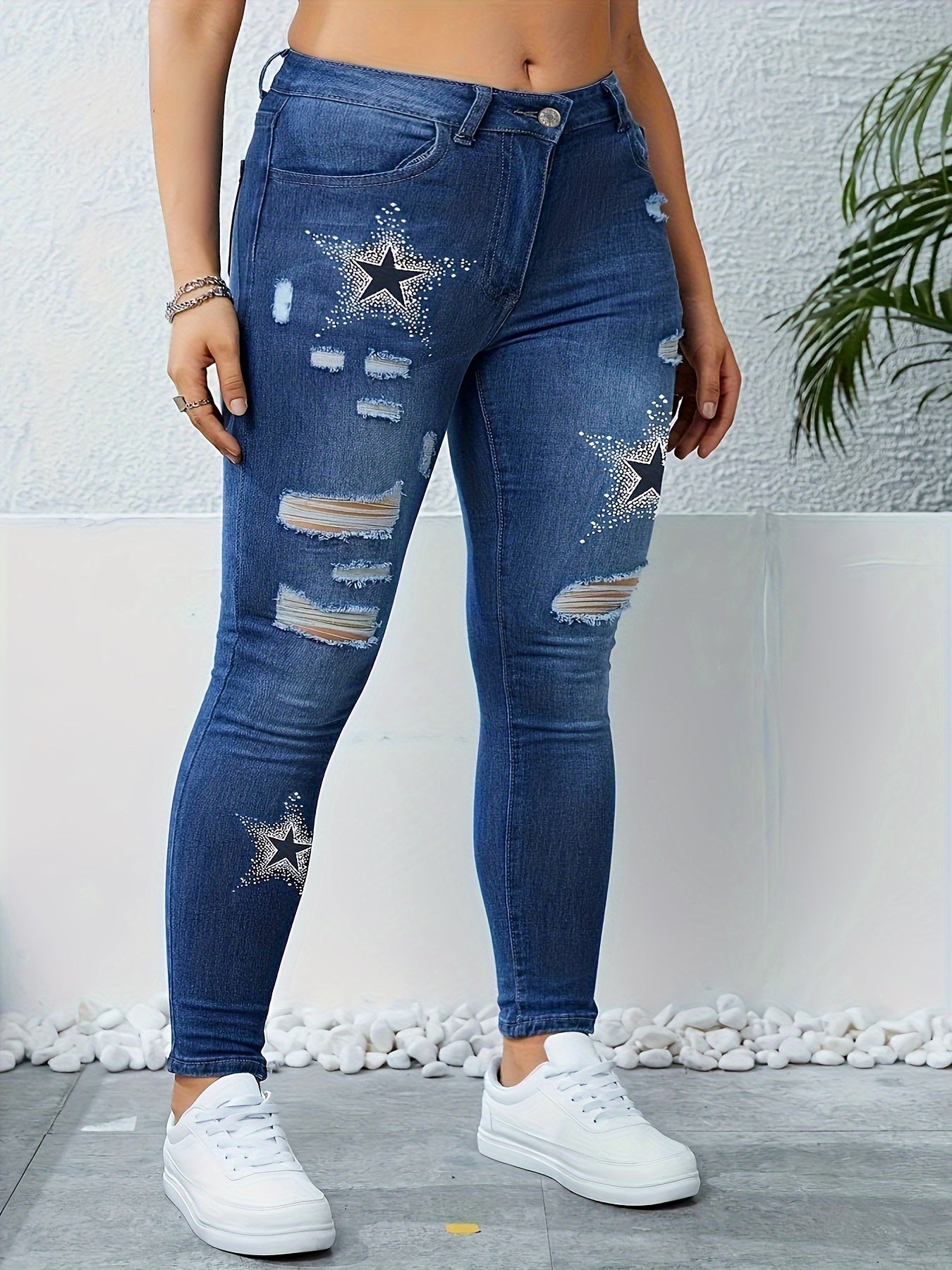  Star Print Ripped High Rise Skinny Jeans