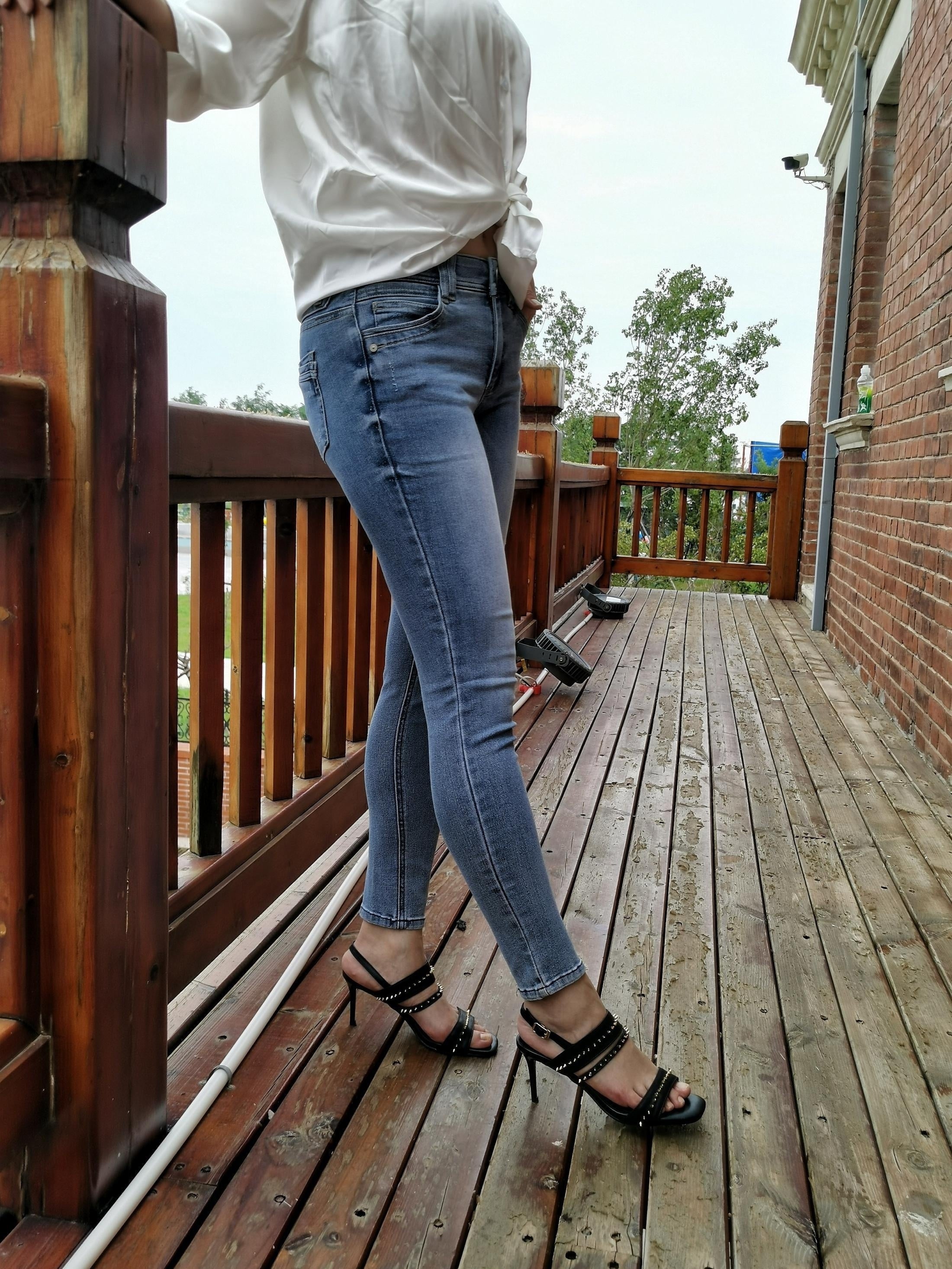  Button Fly Stretch Skinny Jeans