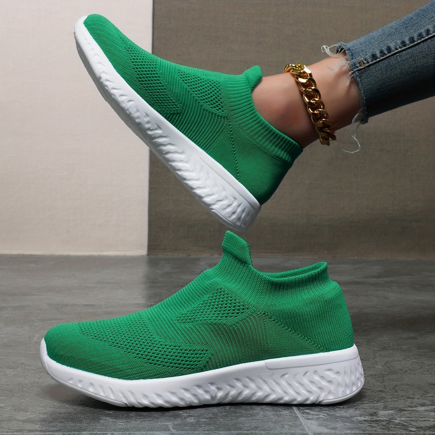 Women's Solid Sneakers Comfortable Running Shoes Lightweight Mesh Sports Shoes