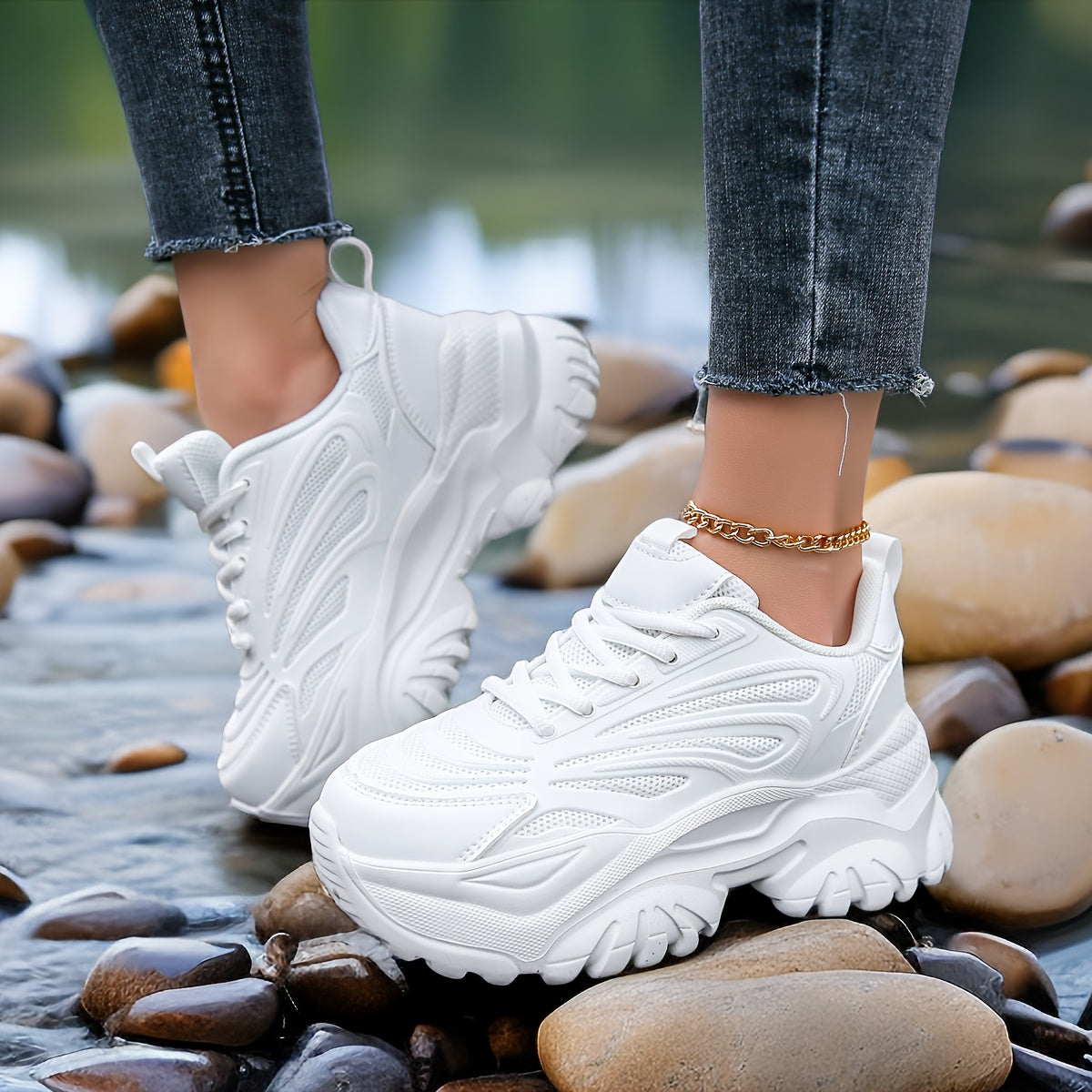 Non Slip Chunky Sneakers Lightweight Mesh Outdoor Running Shoes Women's