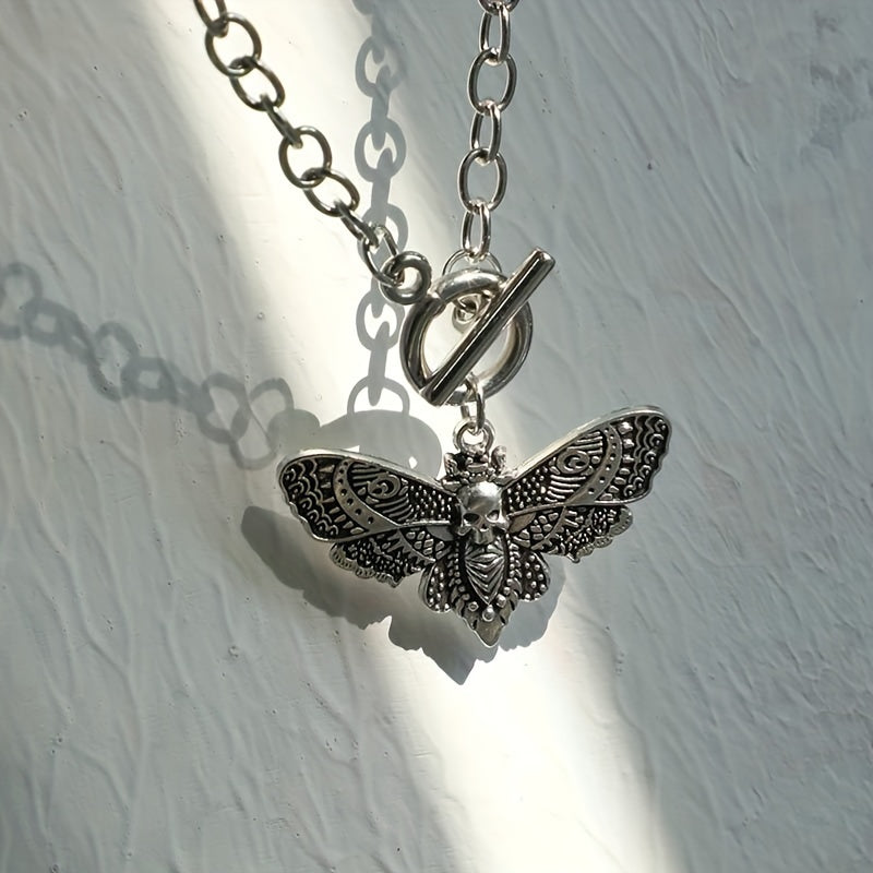 Gothic Skull Moth Pendant Necklace Party Jewelry Women Girls